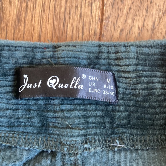 Green Corduroy Mini Skirt - Picture 5 of 7